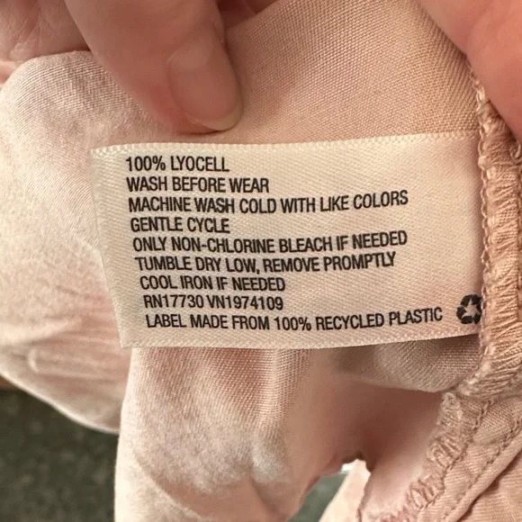 Pink Tiered V-Neck Dress - Picture 3 of 3